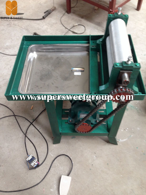 Electric Beeswax Foundation Machine/Wax Embossing Roller Machine